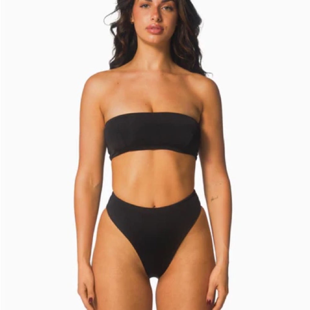 NWT 437 Aubrey II Bottoms